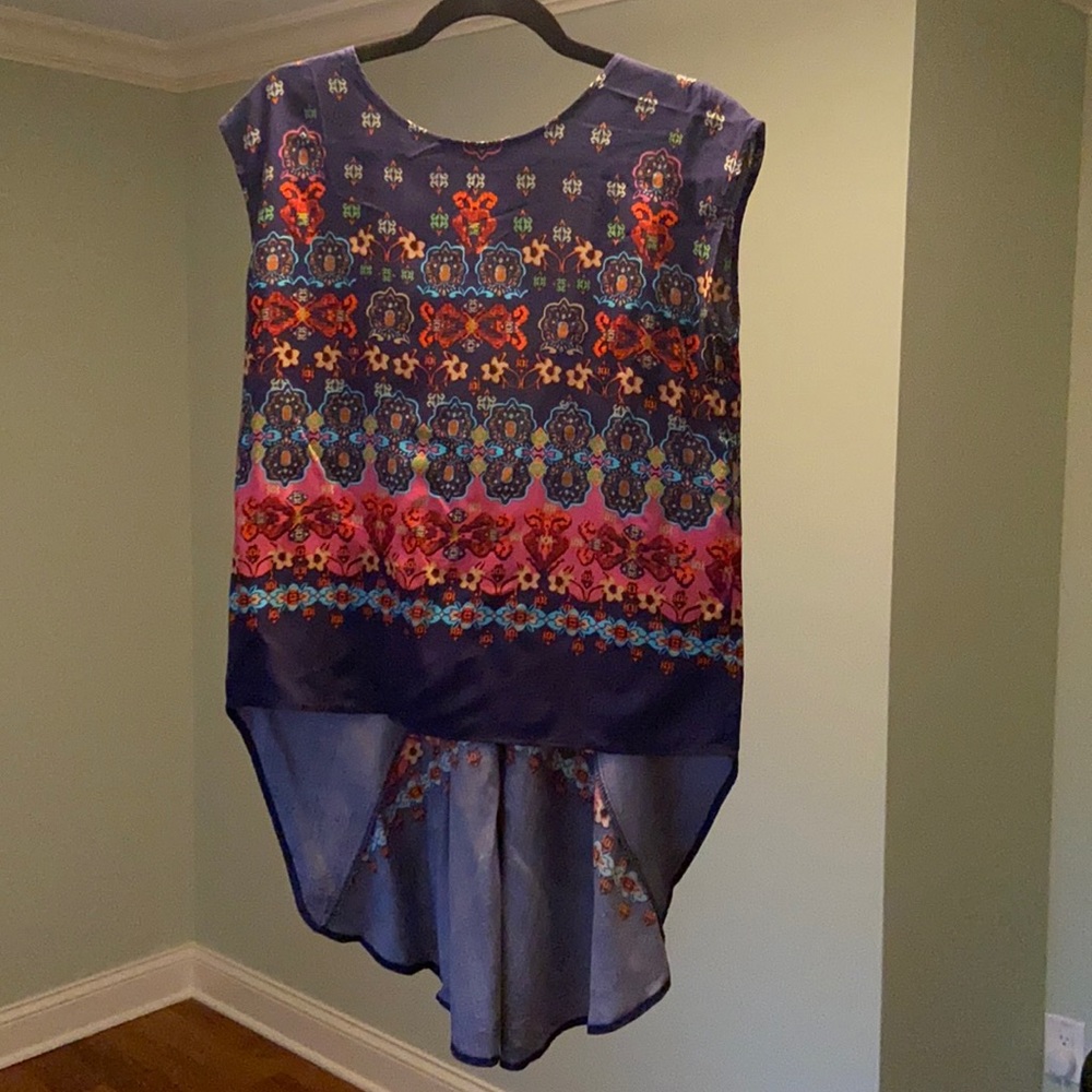 NWT High Low Blouse with Plunging back Size Small
